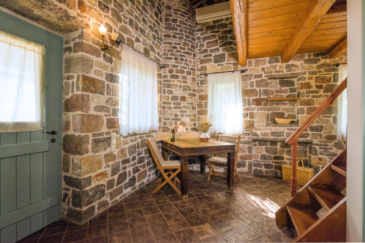 Palaeopoli Villas Авлемонас Екстериор снимка